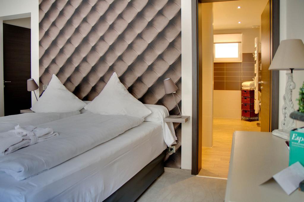 L'Etape 9 Bed & Breakfast Klingenthal Phòng bức ảnh